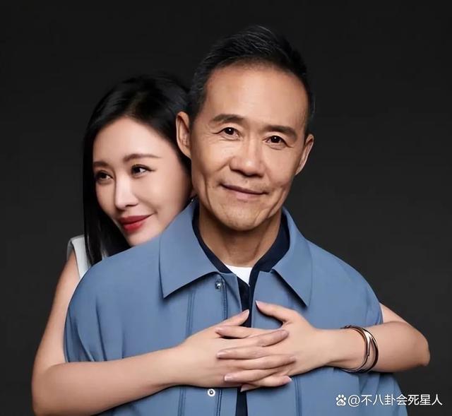 72岁的王石和42岁的田朴珺，“各过各”的夫妻生活