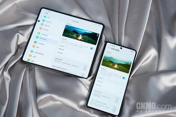 华为荣耀魔法系列手机在安卓智能手机市场中以单品份额TOP1的成绩斩获8K