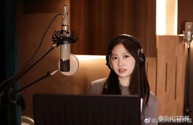 甄子丹女儿，官宣出道