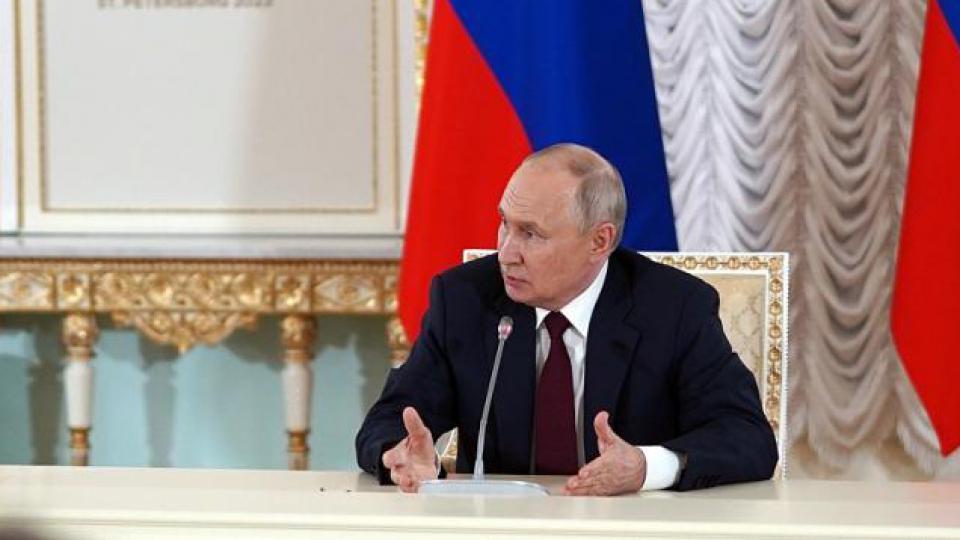 普京：俄罗斯从未拒绝就乌克兰问题进行和平谈判