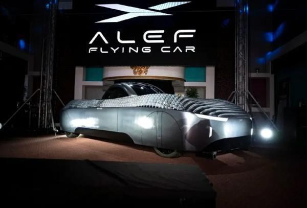 马斯克参与投资的飞行汽车起火事故，订单已达到2500辆，车型命名为A型。