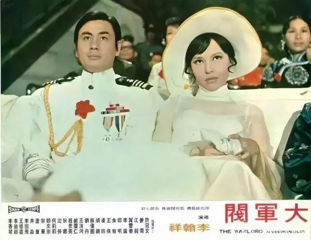 “第一艳星”：全裸出圈，征服1000多个男人退圈造卫星