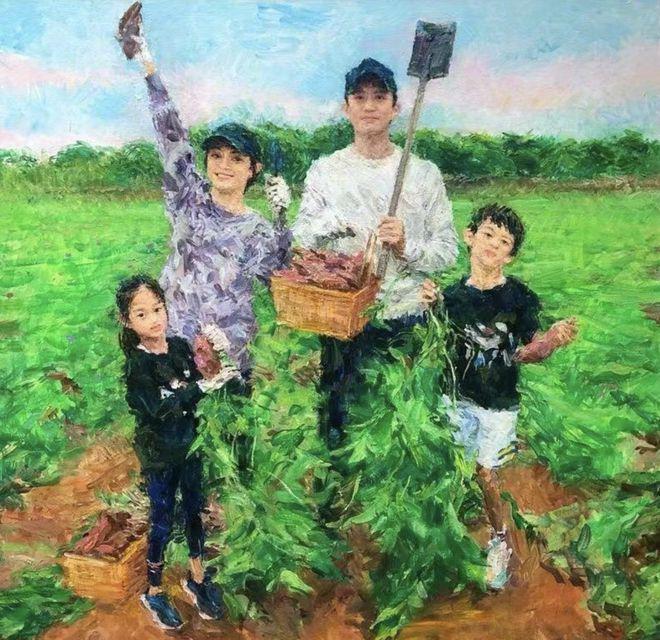 孙俪穿美人鱼裙获女儿赞美 儿子亲自为妈妈掌镜