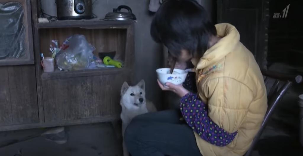 别再捧着她了！！！