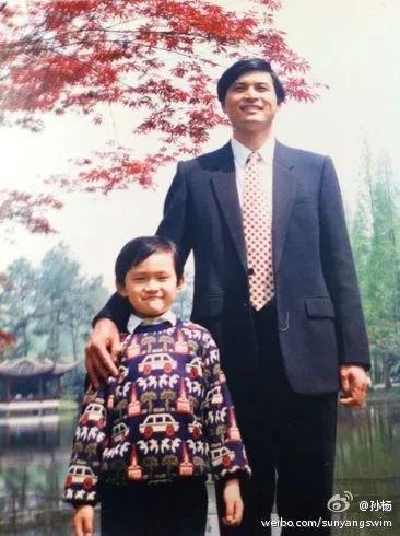 孙杨的泳裤,终于干了