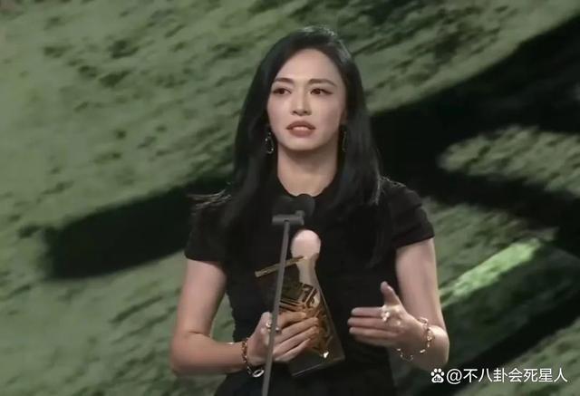 当马伊琍与姚晨同框，才知道皮相美和骨相美的区别