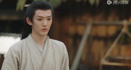 靠男人上热搜，杨紫可真行啊