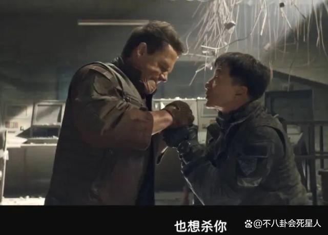 69岁成龙花5亿拍“翻版”《战狼2》，却让人看到功夫片的没落