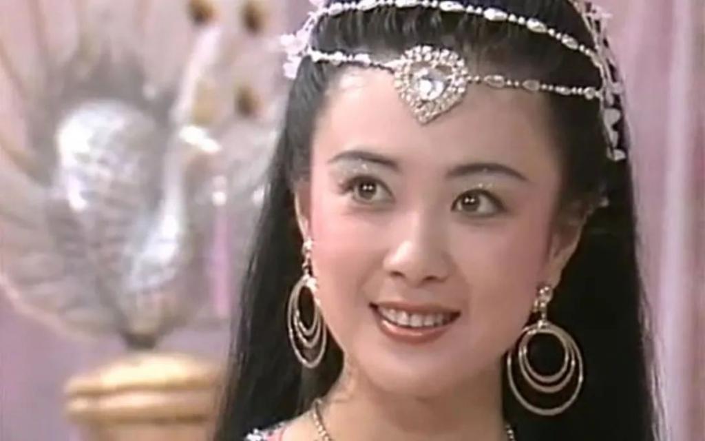 都说她是天降紫微星?