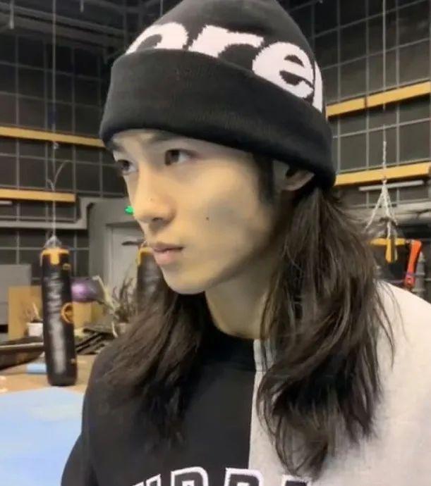 终于要爆了…内娱新晋顶流？