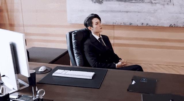 谁敢扒她的皮？