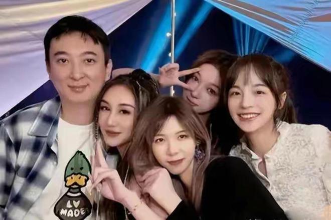 王思聪又引争议 骂《封神》是烂片吐槽国人审美差