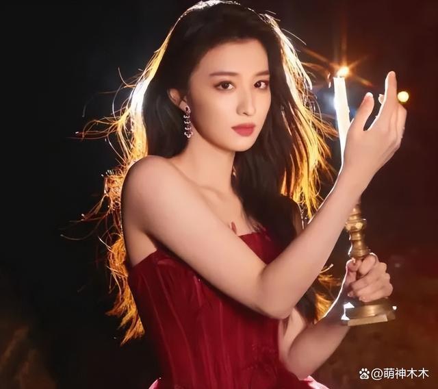 王楚然又丢角色！《难哄》被截胡，网传演《猎罪图鉴》遭抵制