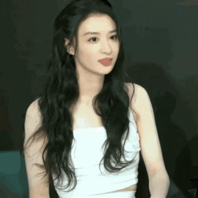 王楚然又丢角色！《难哄》被截胡，网传演《猎罪图鉴》遭抵制