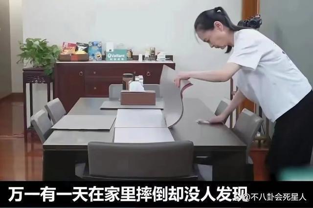 64岁刘雪华大变样，皮肤松弛皱纹堆积，狰狞似“格格巫”