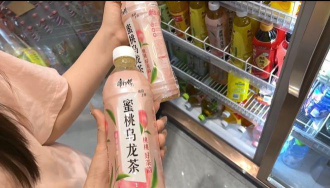马蓉晒照超壕气，带儿女旅游被赞好妈妈，王宝强冯清感情甜蜜