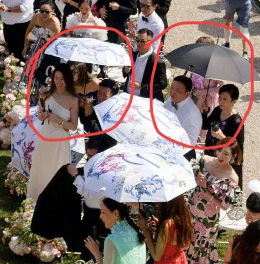马蓉晒照超壕气，带儿女旅游被赞好妈妈，王宝强冯清感情甜蜜
