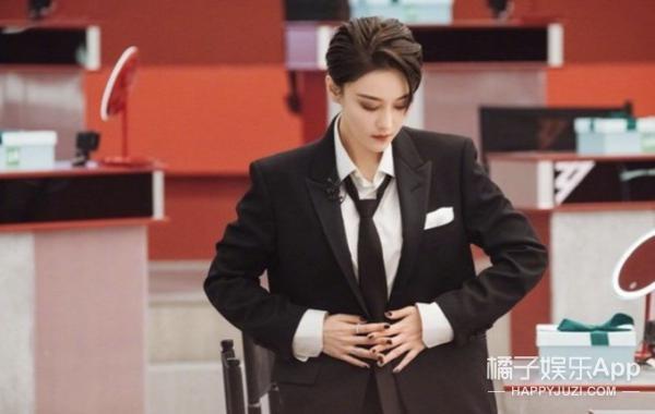 还记得张馨予吗？成为军嫂之后的她在做什么？