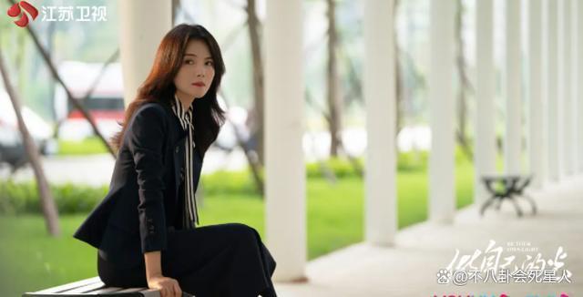 把刘涛和蒋欣的新剧放一起看，她俩从一开始，就是两路人