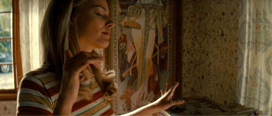 一脱成名10年后，她又爆了