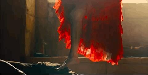 一脱成名10年后，她又爆了