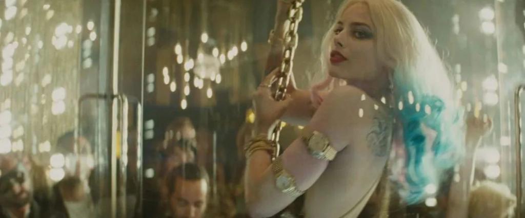 一脱成名10年后，她又爆了