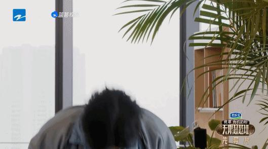 这帮糊咖翻红，全靠她一手操办