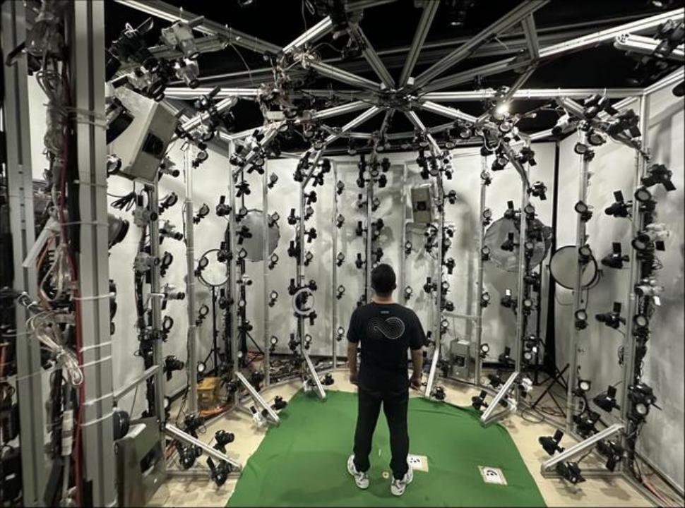 能换背景还能加AR特效，现在拿手机拍个照都这么卷了么