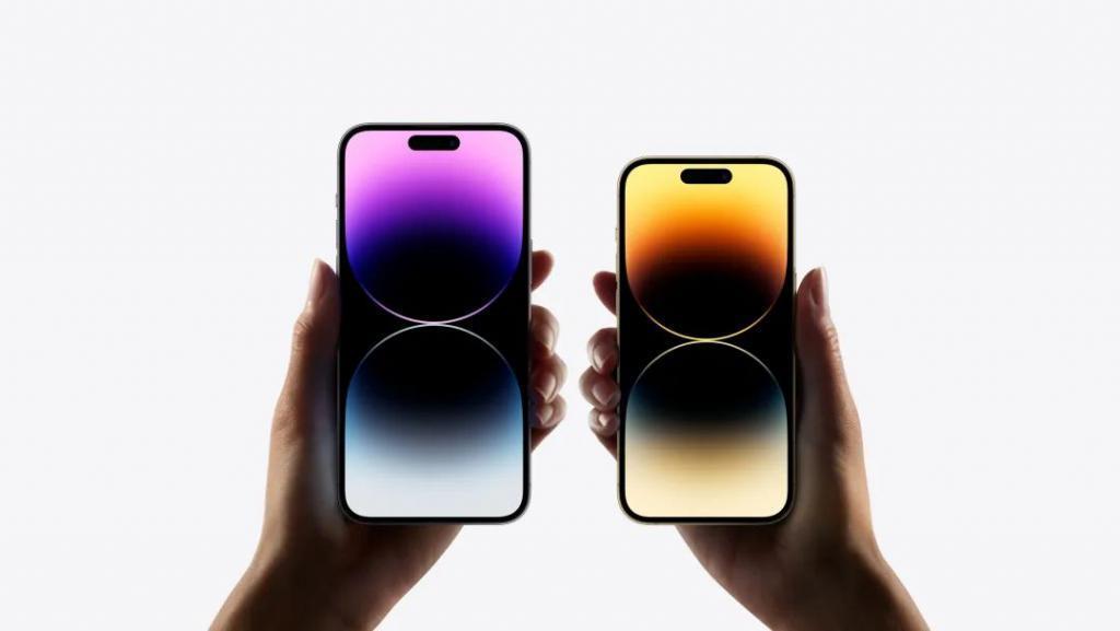 我刚提一年的手机啊！这问题让 iPhone 14 用户集体「破防」