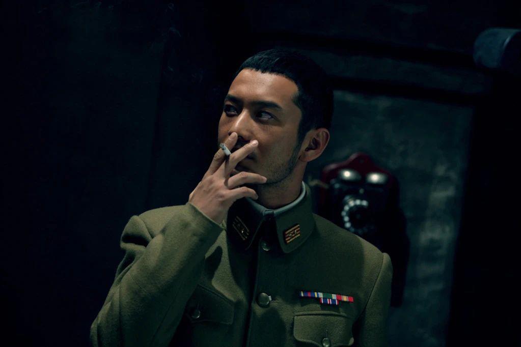 他是越骂越出息了