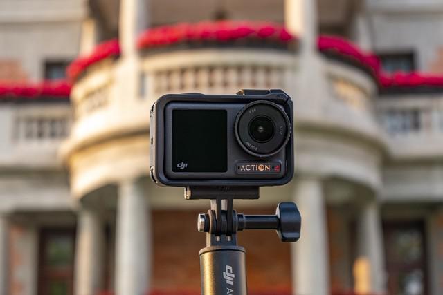 大疆Osmo Action 4运动相机评测：1/1.3英寸 18米裸机防水 耐低温长续航电池