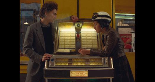 等了2年，女神全裸回归，我要狠刷三遍