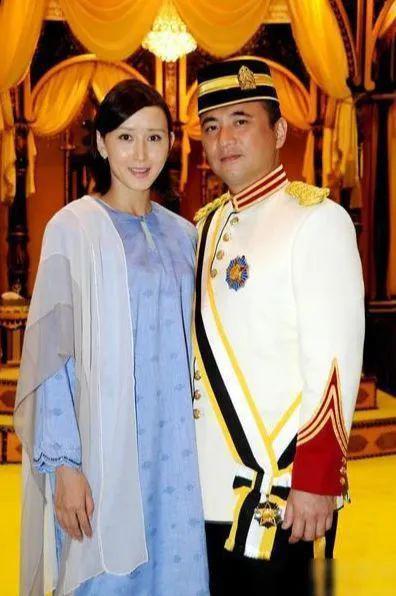 官宣离婚！嫁豪门不能生育，老公出轨千金名媛…