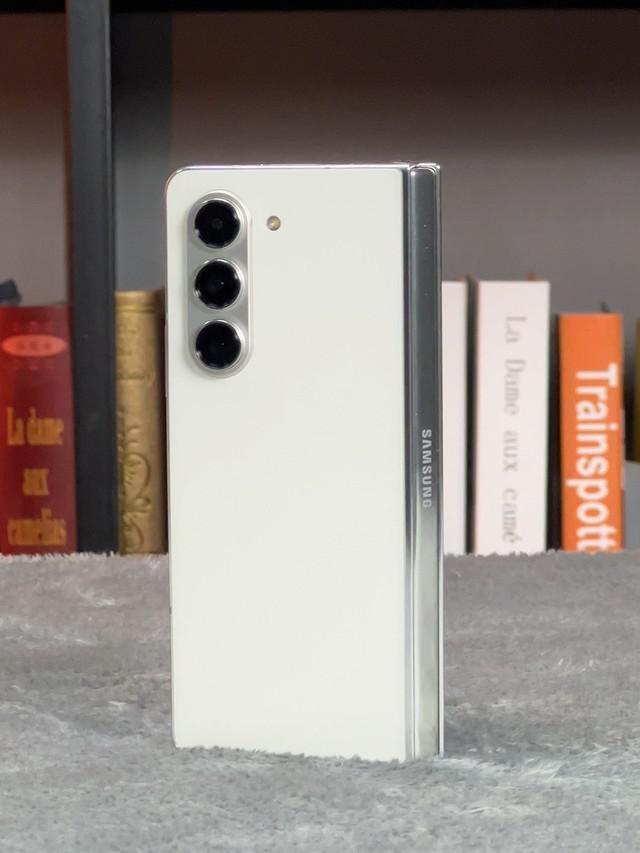 只贵1块钱，三星Galaxy Z Fold5打得过华为Mate X3吗？