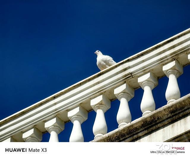 只贵1块钱，三星Galaxy Z Fold5打得过华为Mate X3吗？