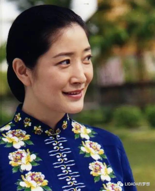 夫妻都是国家一级演员，40岁结婚，一边嫌弃一边深爱