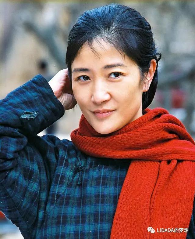 夫妻都是国家一级演员，40岁结婚，一边嫌弃一边深爱