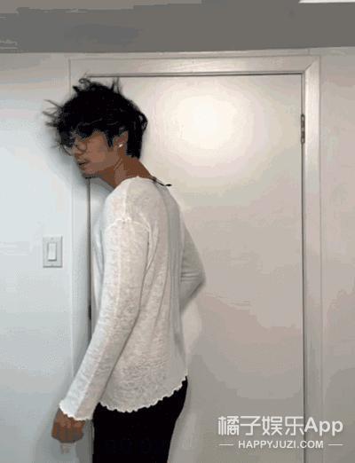 还记得陈学冬吗？车祸之后的他搞起了直播？