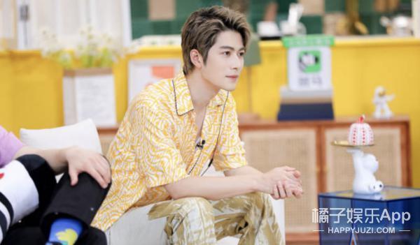 还记得陈学冬吗？车祸之后的他搞起了直播？