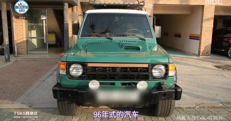 跟顶流恋爱，他不配？