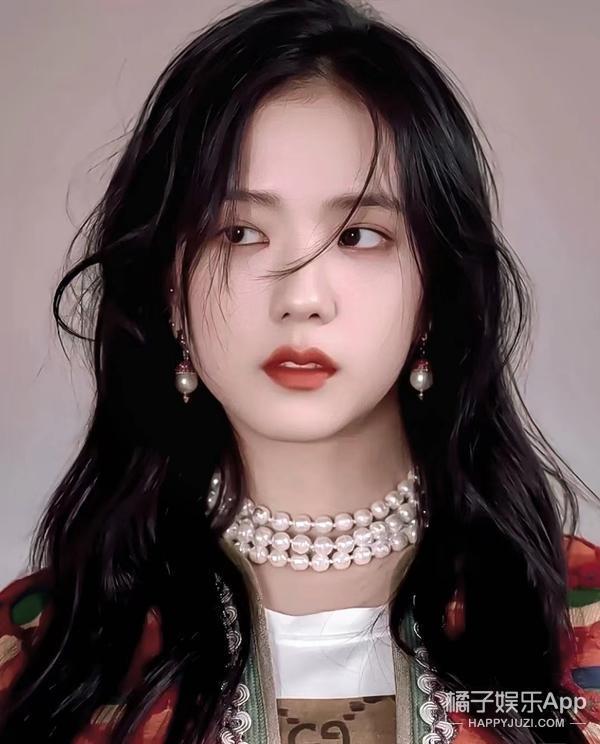 又有爱豆恋爱了？恋情曝光后，怎么都在说她想不开？