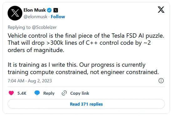 马斯克：特斯拉正在开发FSD的“最后一块拼图”