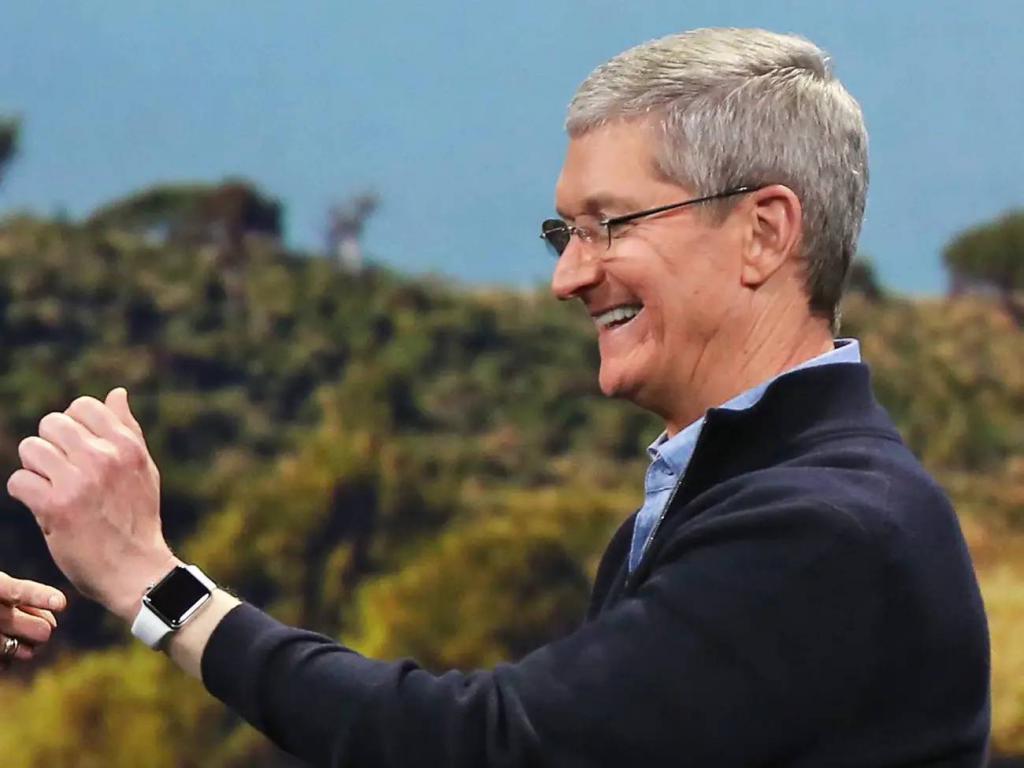 扎克伯格，正在「马斯克化」