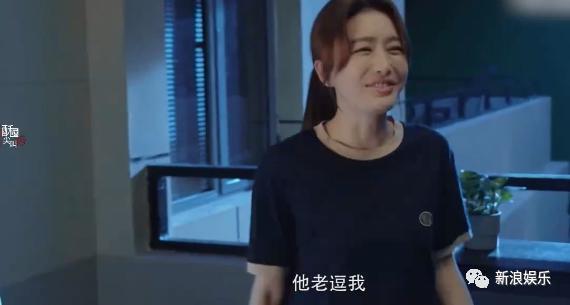 心疼她恋爱倒贴，闲的