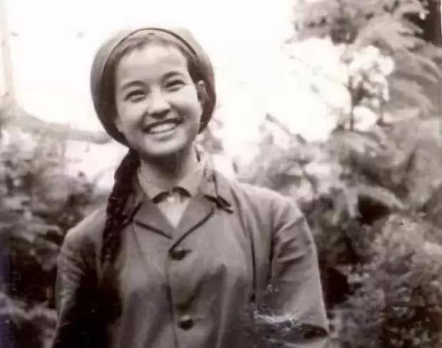 71岁刘晓庆,返老还童