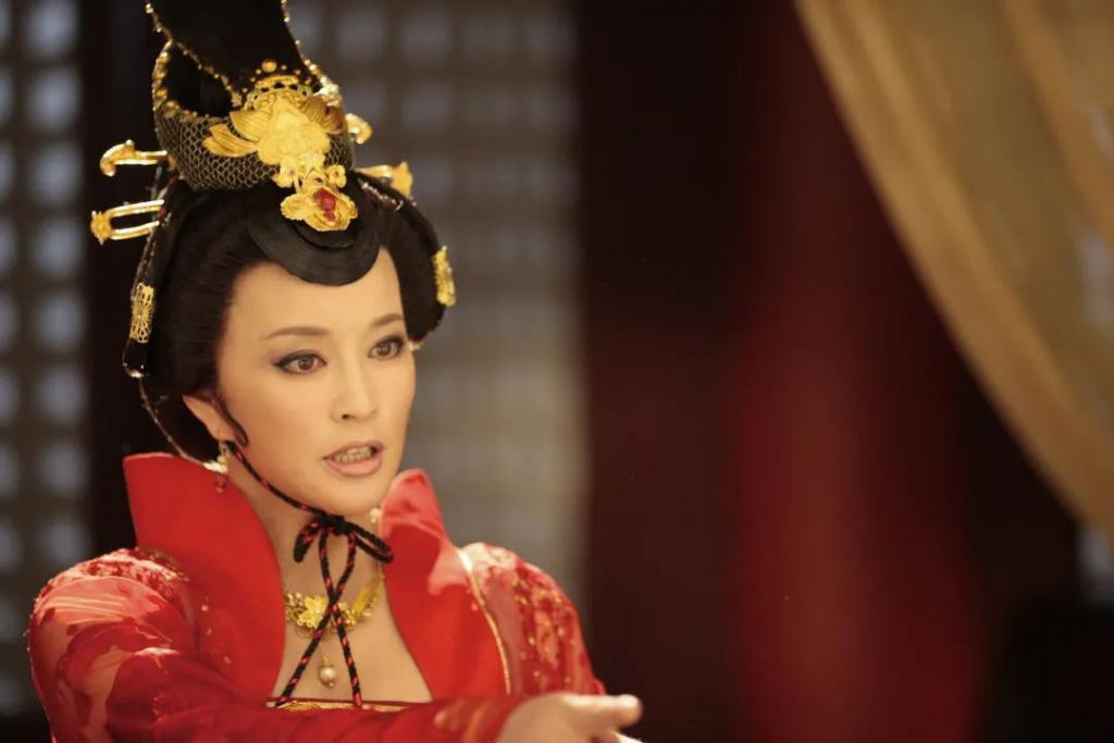 71岁刘晓庆,返老还童