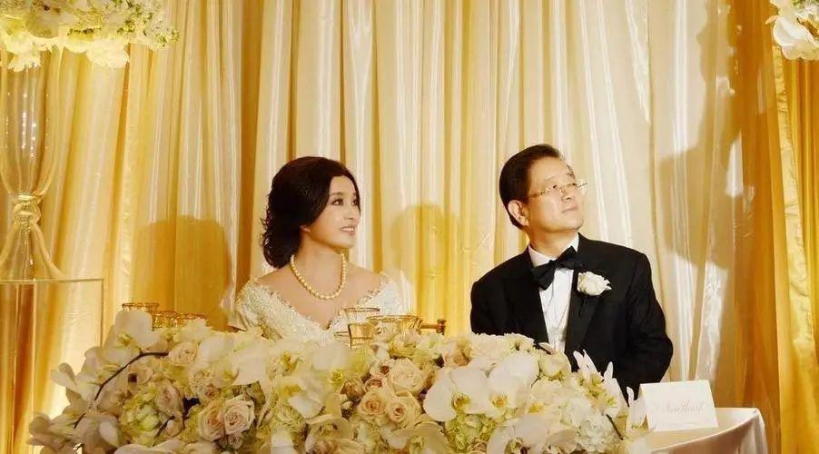 71岁刘晓庆,返老还童