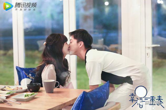 这对夫妻也开始扯头花了？
