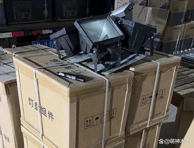 众星援助河北：黄晓明反应最快，小杨哥捐2000万