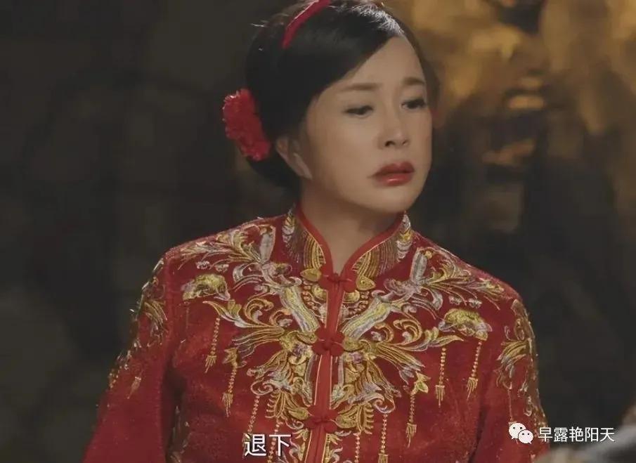 忍得王阳满脸褶子“扮嫩”，忍不了与小22岁女演员演情侣